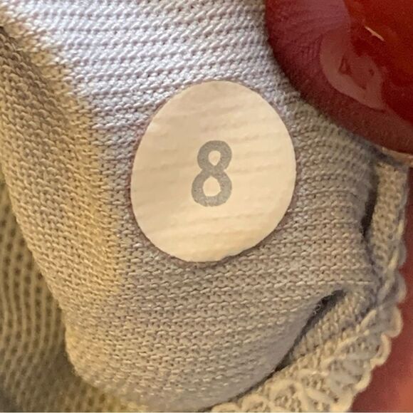 Lululemon Get Down Bra Size 8 - Picture 5 of 8